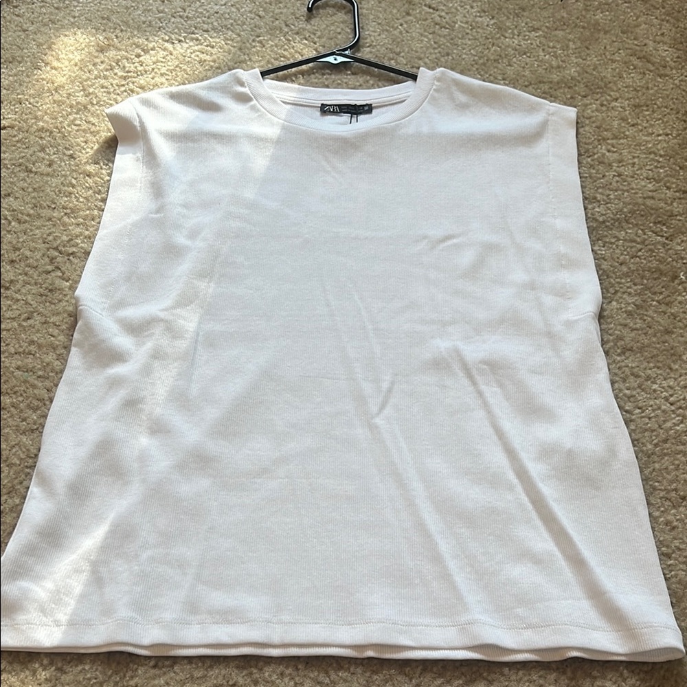 NWT! Zara-White Sleeveless top